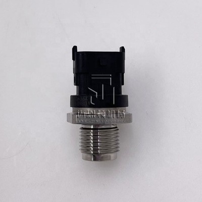 Fuel Pressure Sensor 04297148 01182560 04216218 04213470 4297148 1182560 4216218 4213470 0429 7148 0118 2560 0421 6218 For Deutz D5E D6E D7E TCD2012 2013