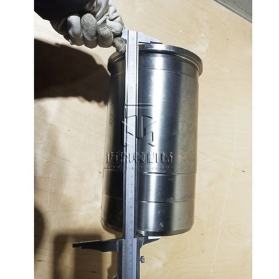 Cylinder Sleeve 04262543 01180667 04264462 0426 2543 0118 0667 0426 4462 4262543 1180667 4264462 for BF6M1015 TCD2015 Diesel Engine
