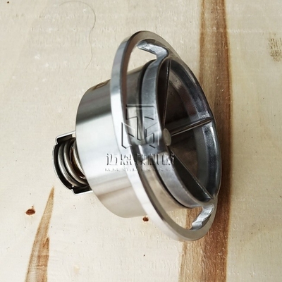 75 Degree Thermostat  THD675 04908225 04905768 04906027 04911830 0490 8225 0490 5768 0490 6027 0491 1830 4908225 4905768 4906027 4911830 for TCD2013 TCD2012 4V Engine