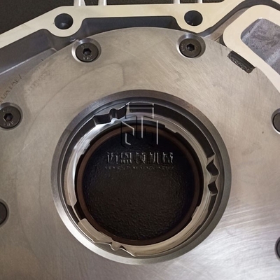 Oil Pump 21489736 20574451 04258382 04502445 04515825 04515823 4258382 4502445 4515825 4515823 0425 8382 0450 2445 0451 5825 0451 5823 for deutz D6E D6D EC210B BF6M2012 TCD2012