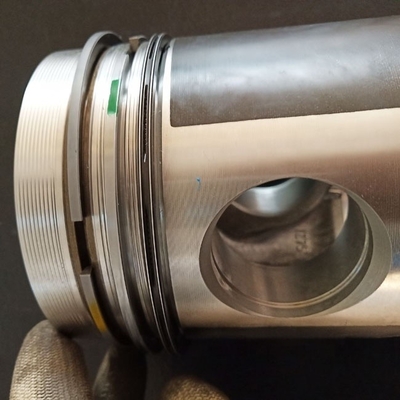 PISTON SET 04158391 04151059 04158400 4158391 4151059 4158400 0415 8391 0415 1059 0415 8400 for deutz BF6L913 BF4L913 engine