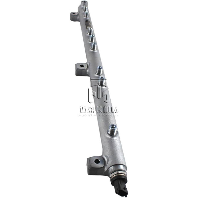 Rail 04903528 04902882 4903528 4902882 0490 3528 0490 2882 0445226047 for deutz TCD2013 L06 D7E Engine
