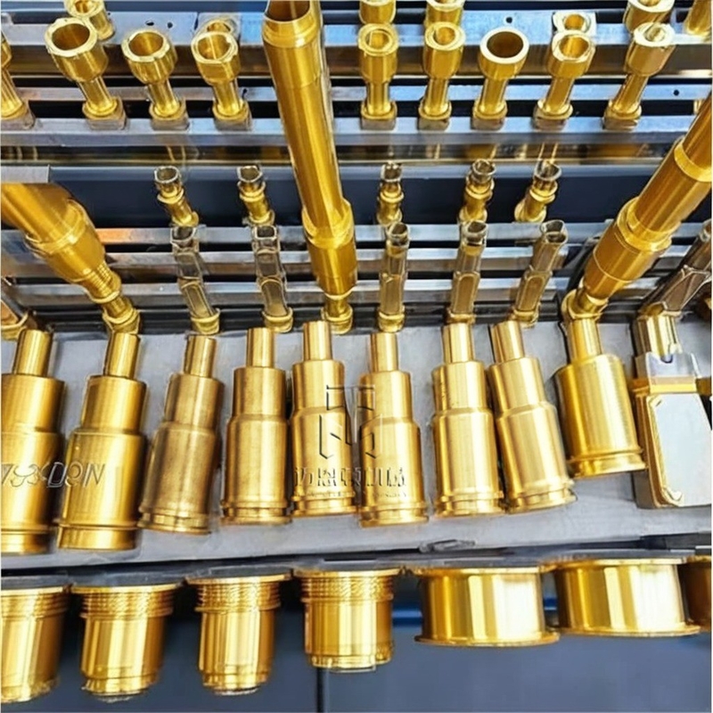 Copper Bushing Injector Bush Sleeve 04904885 0490 4885 4904885 for Deutz TCD6.1 TCD2013 4V TAD734 Engine